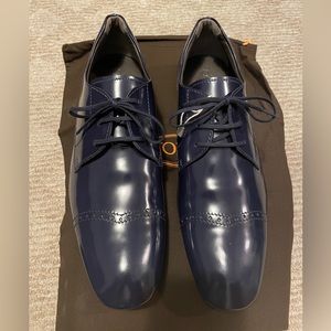 Brand New Tod’s Brian Derbys. Navy. Size 9